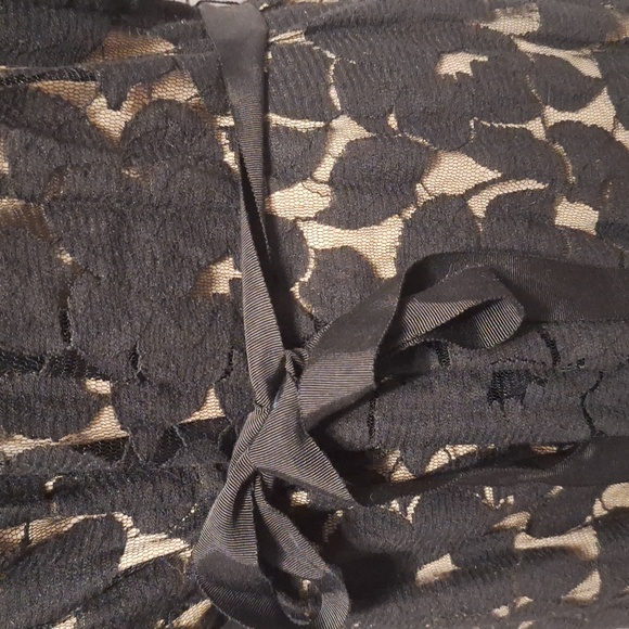 #1011 Karen kane black lace swing dress with ribbon belt sz.XL - Picture 4 of 10